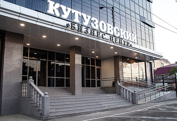 Аренда на первом этаже в БЦ Кутузовский